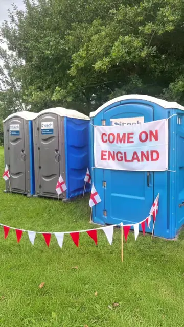 COME ON ENGLAND — and don’t forget the loos. Clean units, weekly servicing as standard.  
          
#Construction #Site